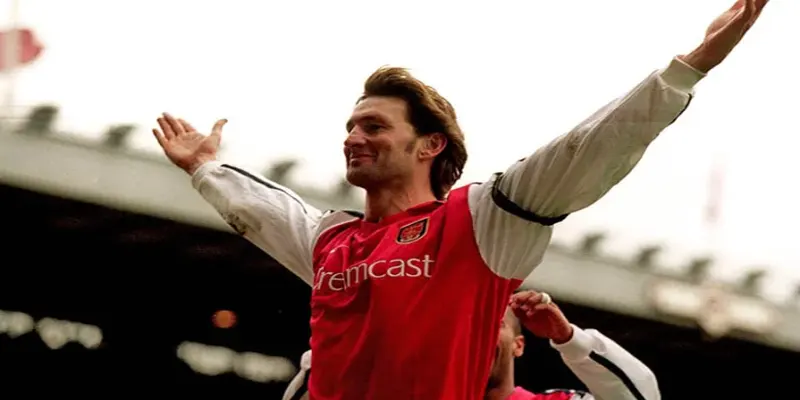 Tony Adams: Người Đội Trưởng Huyền Thoại